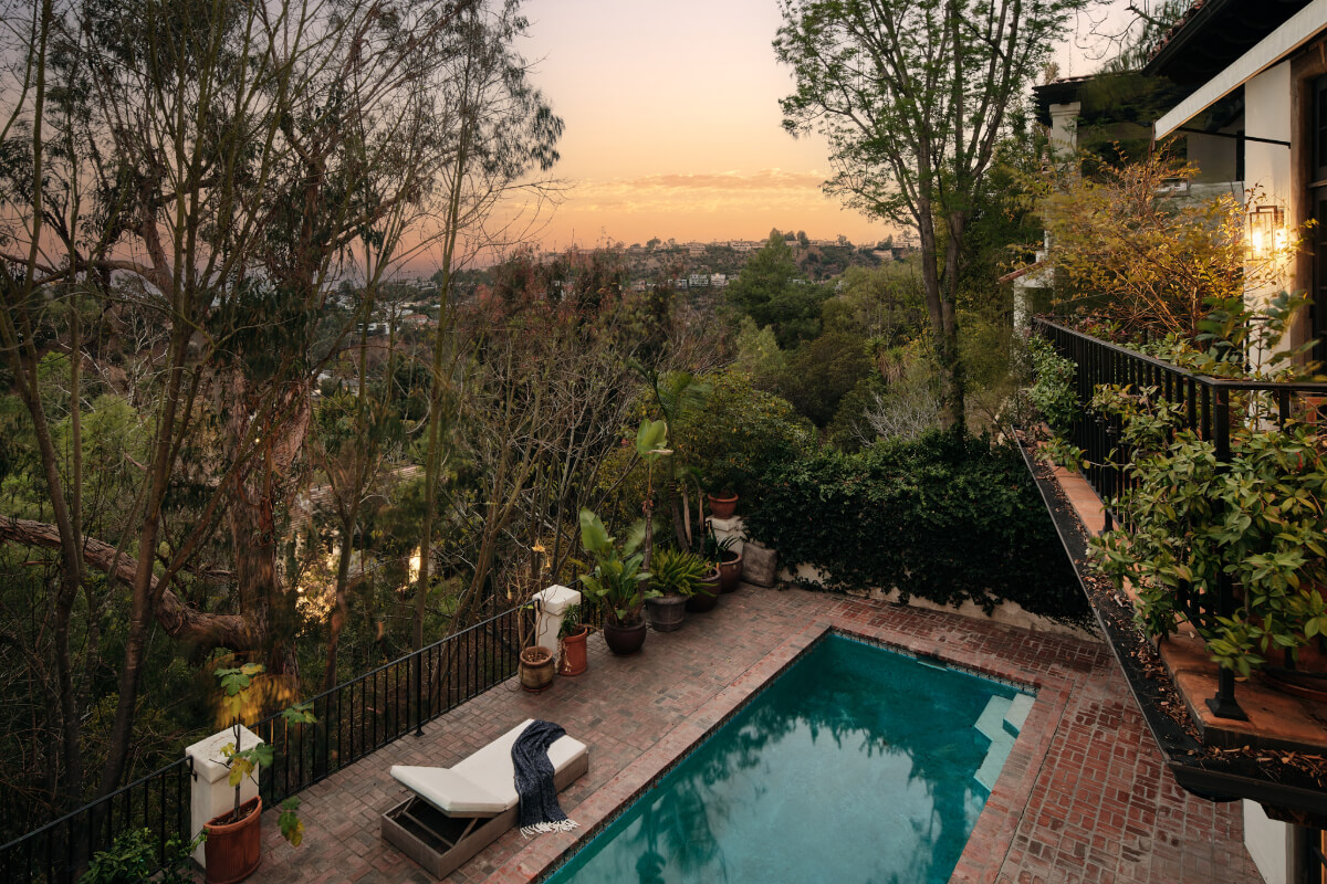 Tulum-Inspired Interiors in a Spanish Californian Home 19 11 Tulum-Inspired Interiors in a Spanish Californian Home