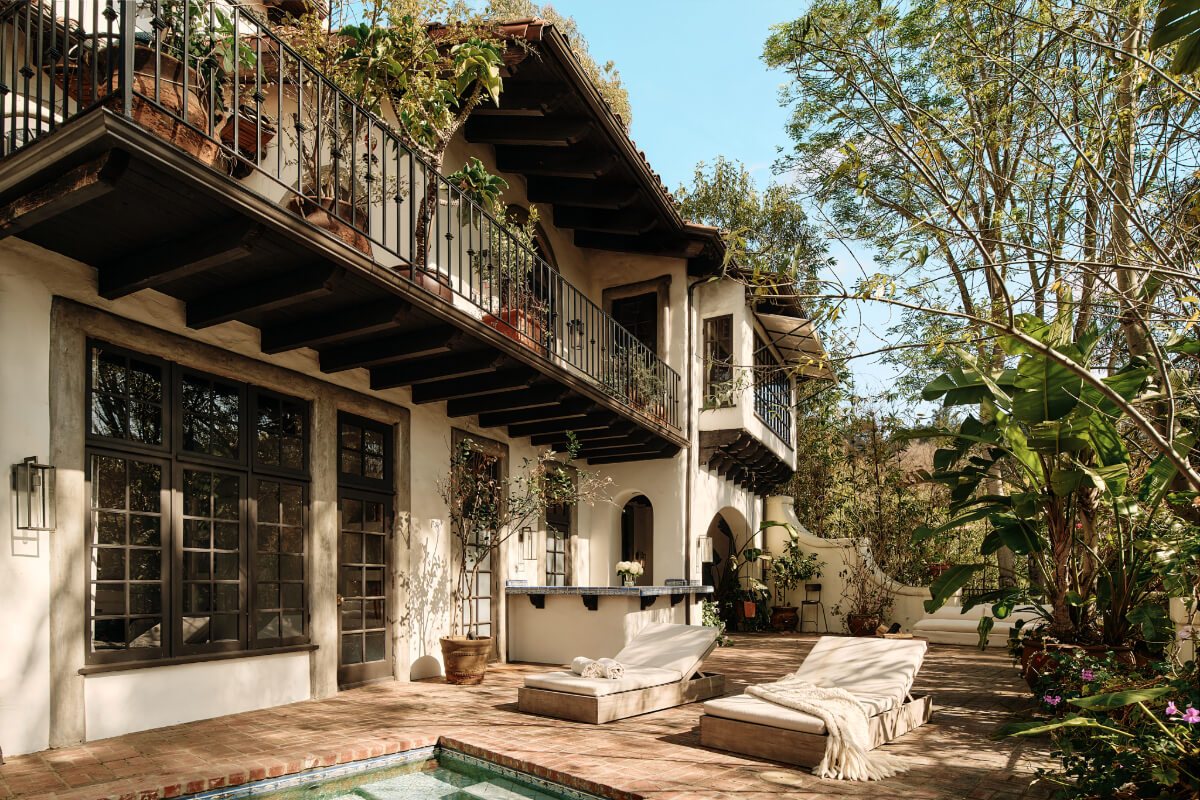 Tulum-Inspired Interiors in a Spanish Californian Home 17 8 Tulum-Inspired Interiors in a Spanish Californian Home