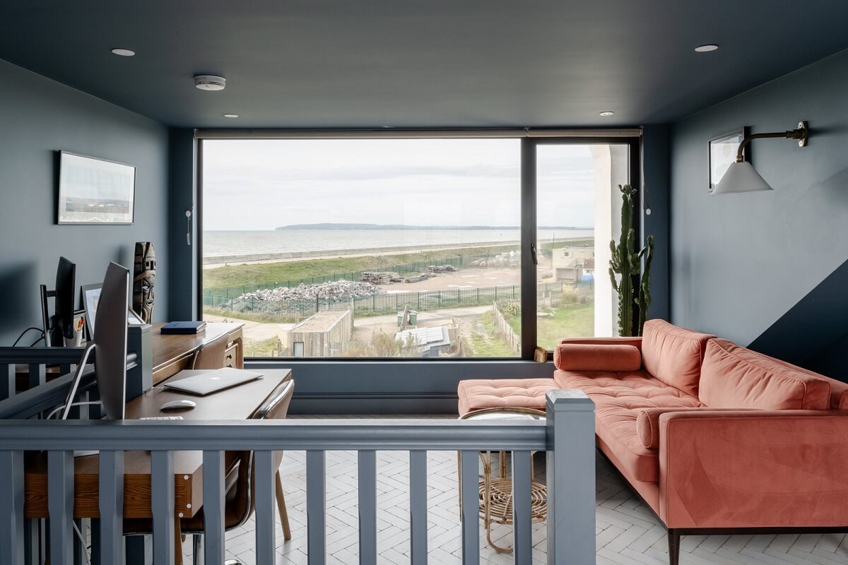 A Renovated Former Coastguard Cottage with Nautical Touches 14 a0OP6000004fnldMAA N59 webres A Renovated Former Coastguard Cottage with Nautical Touches