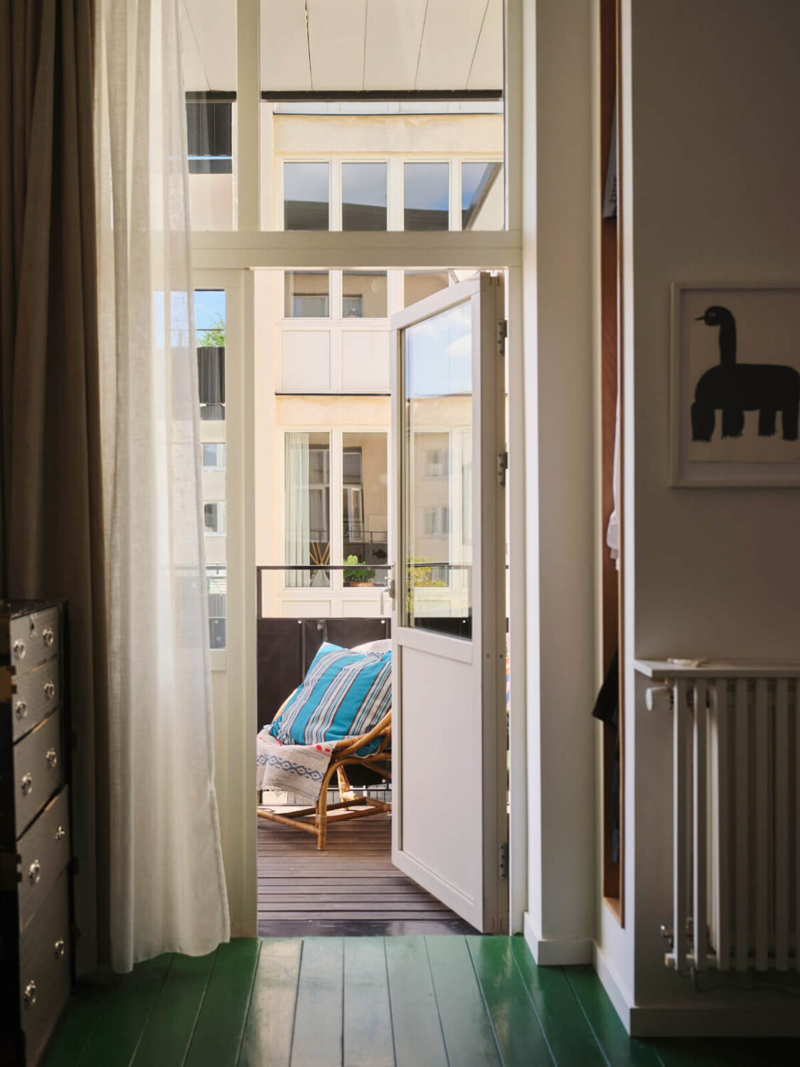 A Bright Family Apartment in a 1950s School Building 16 balcony door