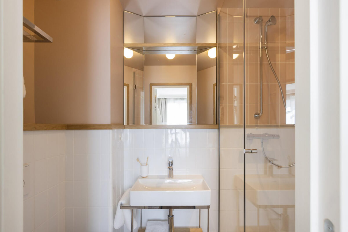 Top Boutique & Design Hotels in the Latin Quarter of Paris 32 bathroom hotel oratio Top Boutique & Design Hotels in the Latin Quarter of Paris
