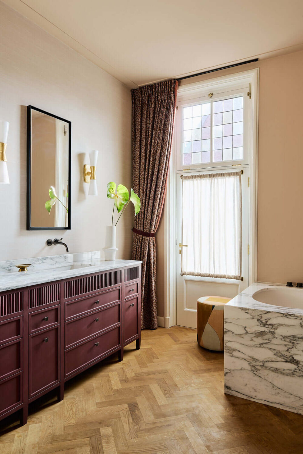 40+ Colorful Bathrooms That Will Spruce Up Your Home 32 bathroom-modern-marble-bath-nordroom