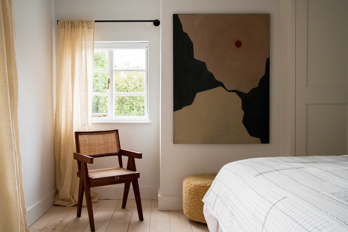 bedroom accent chair