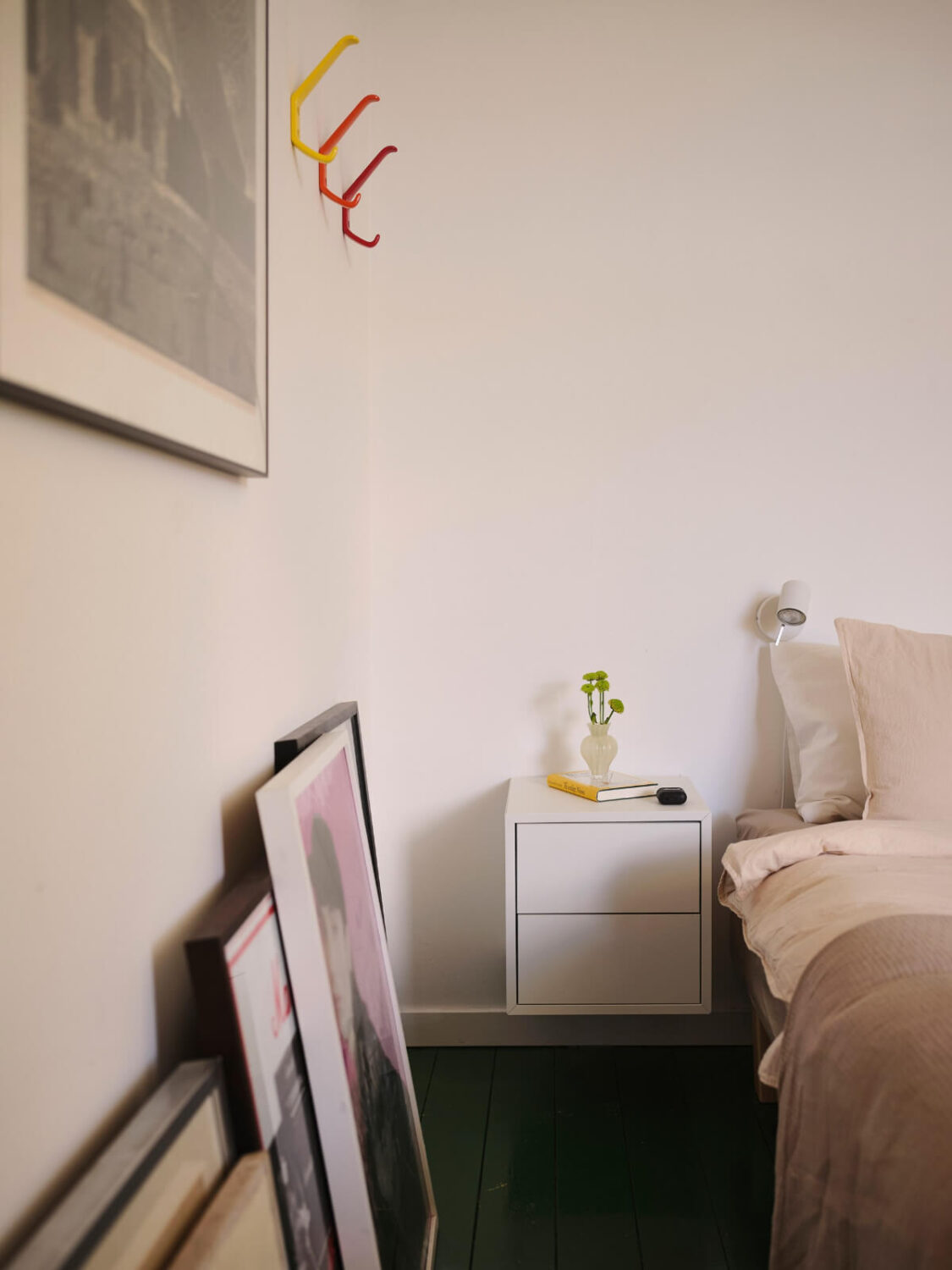 A Bright Family Apartment in a 1950s School Building 19 bedroom nightstand green floor