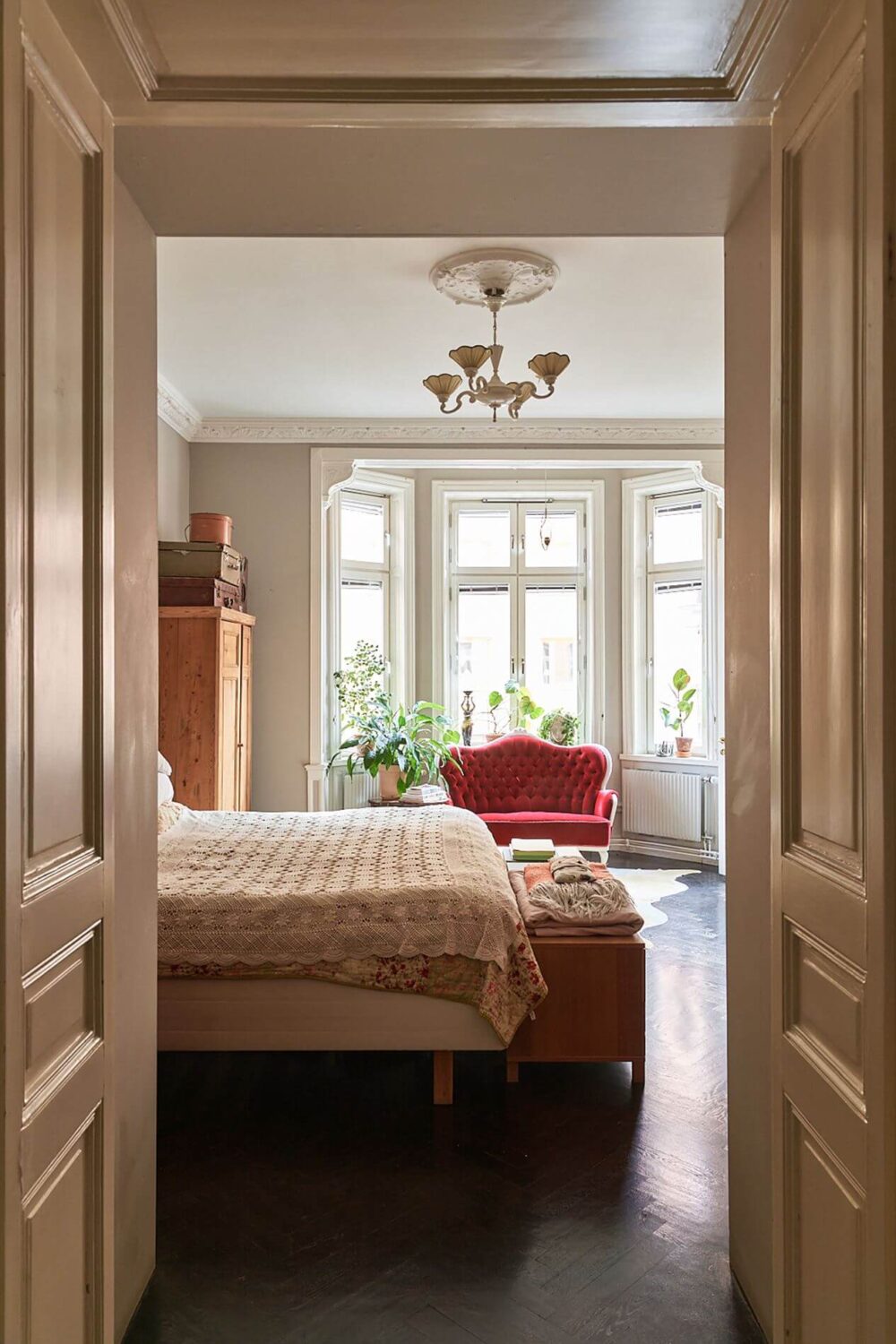bedroom-view-dark-wooden-floor