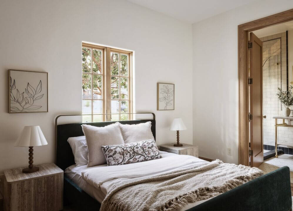 A Reimagined Spanish Colonial Revival Estate in Los Angeles 16 bedroom with en-suite