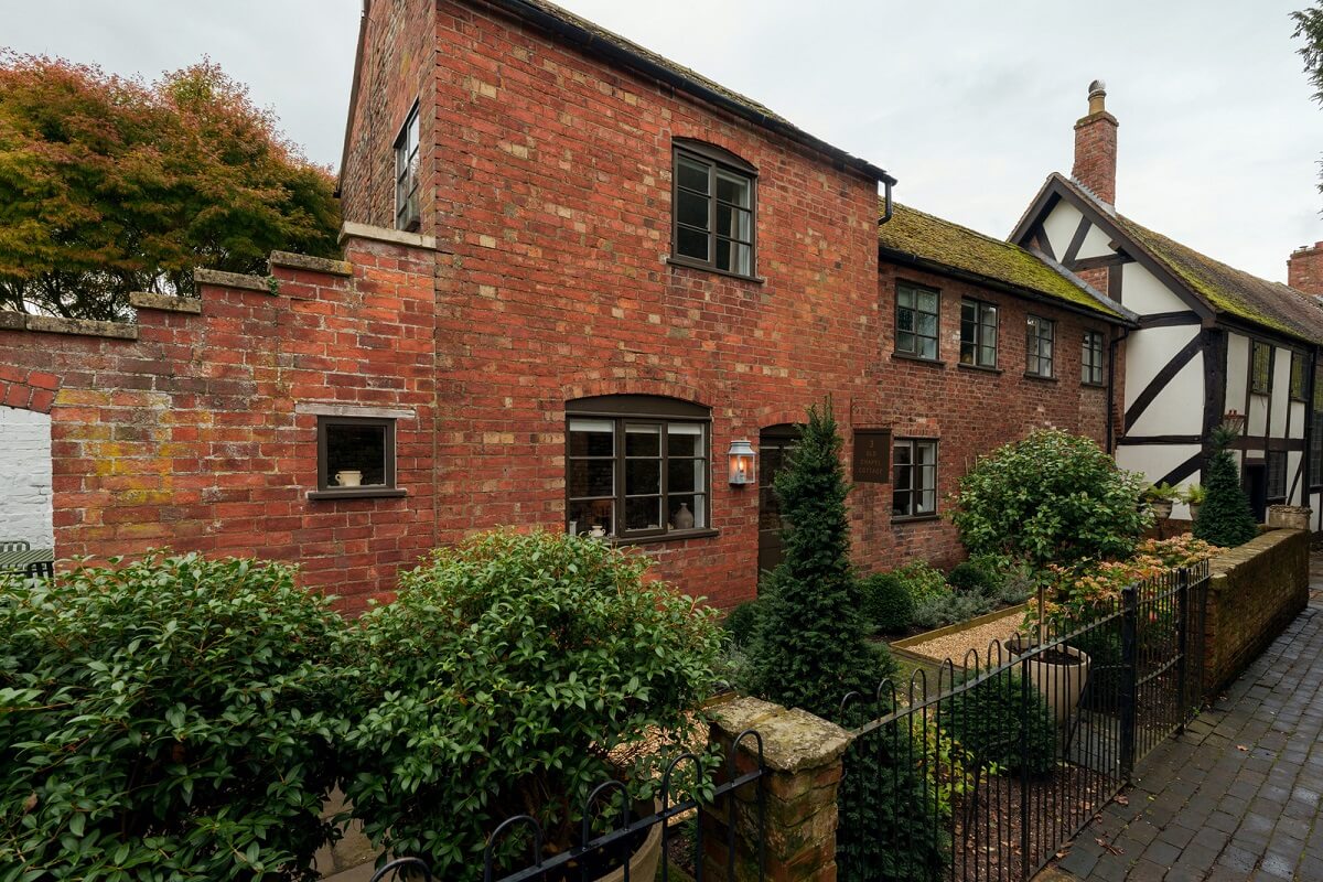 brick cottage england Contemporary Light Interiors in a 19th-Century English Cottage