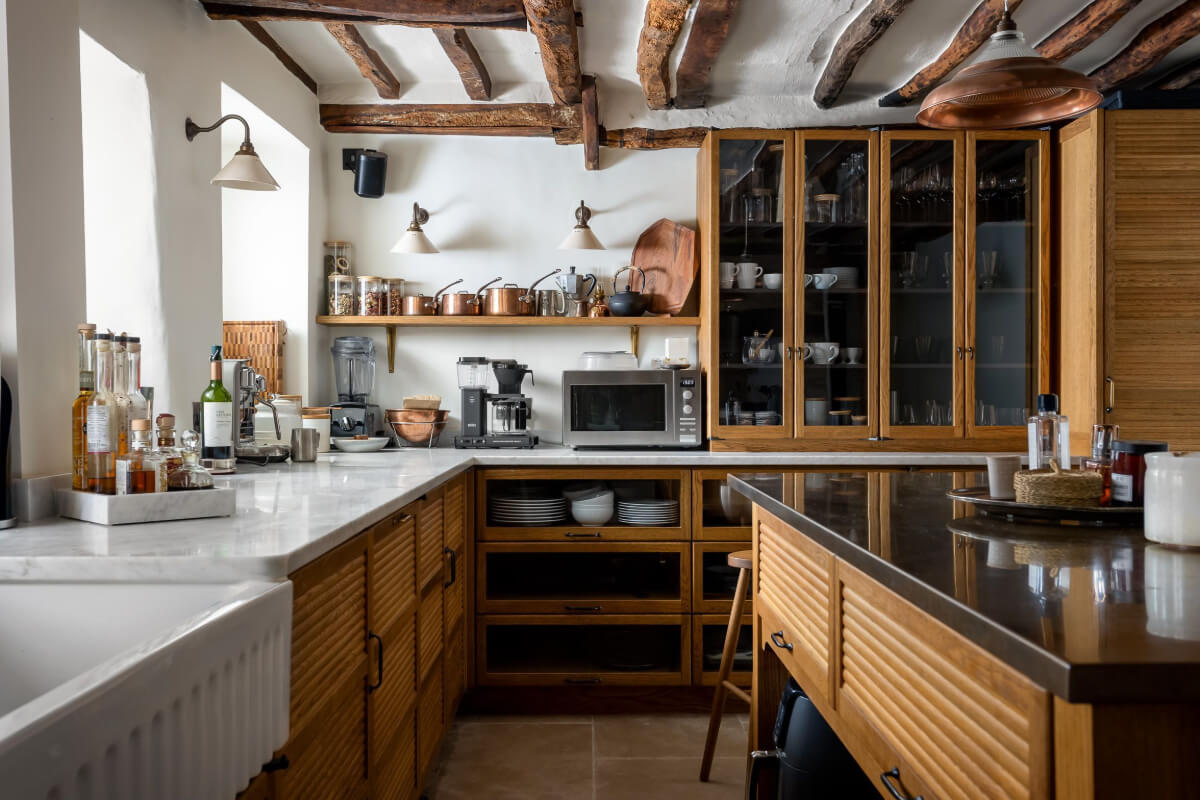 A Charming Cotswold Cottage with a deVOL Kitchen 2 cottage kitchen devol haberdasher