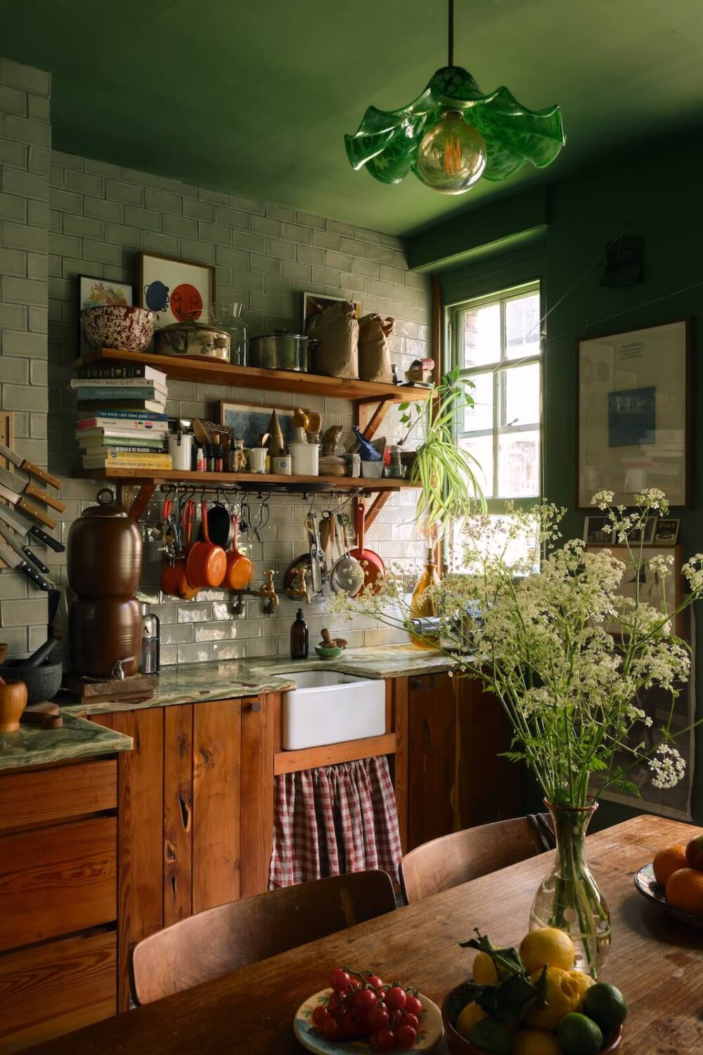 Trend Alert: 36x Color-Drenched Rooms 30 cozy-kitchen-wooden-cabinets-green-ceiling-pale-green-tiles-open-shelves-nordroom