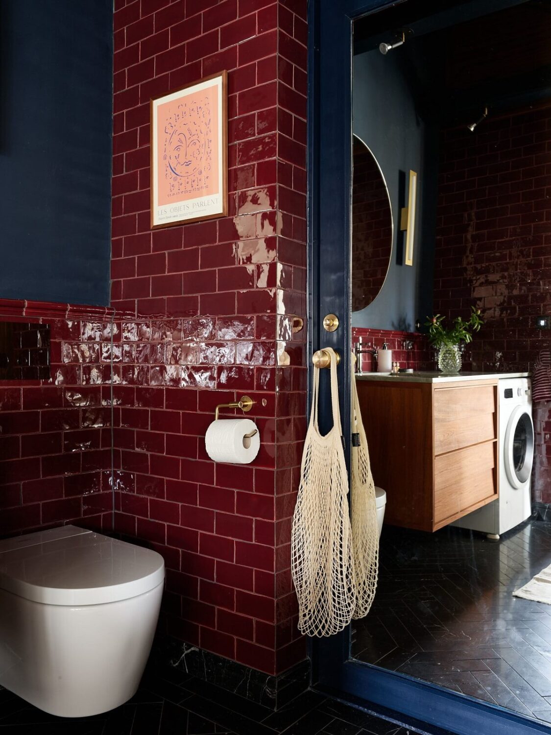 Trend Alert: 36x Color-Drenched Rooms 25 deep red bathroom tiles nordroom