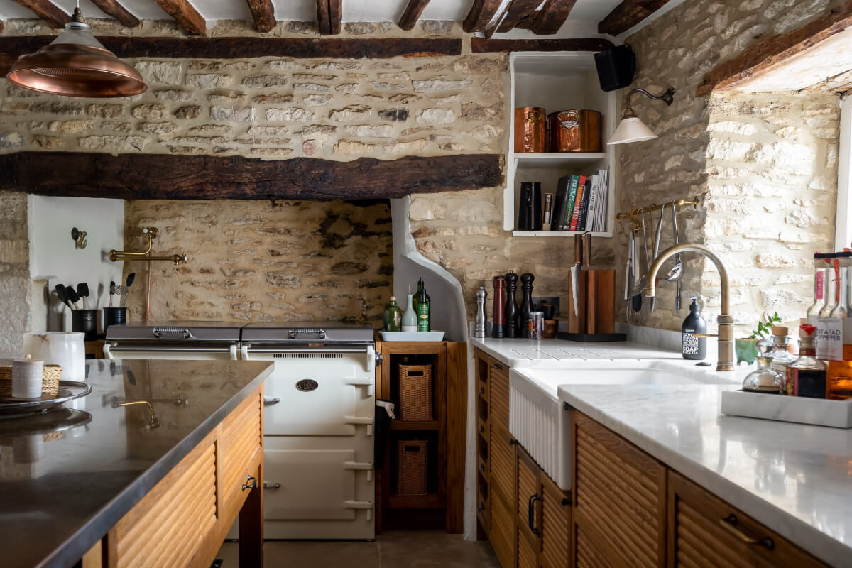 A Charming Cotswold Cottage with a deVOL Kitchen 3 devol kitchen exposed stone and wooden ceiling beams