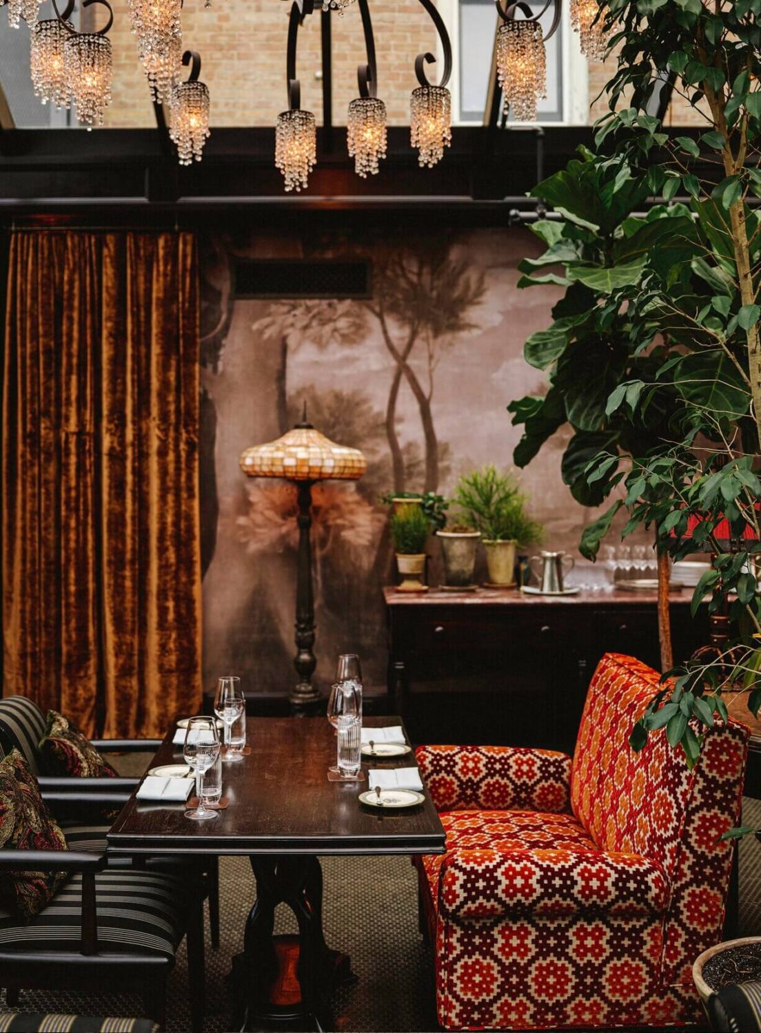 The Maker Hotel in Hudson, New York 31 dining-room-the-maker-hotel-new-york-nordroom