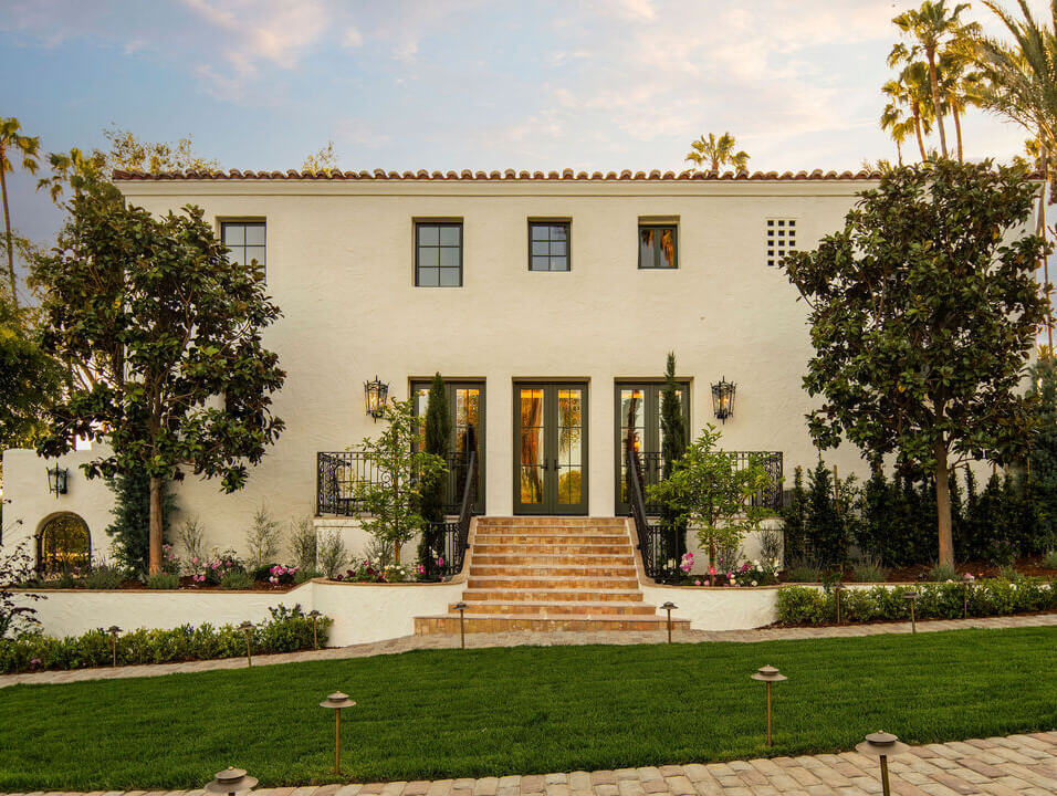 A Reimagined Spanish Colonial Revival Estate in Los Angeles 25 exterior 1930s home