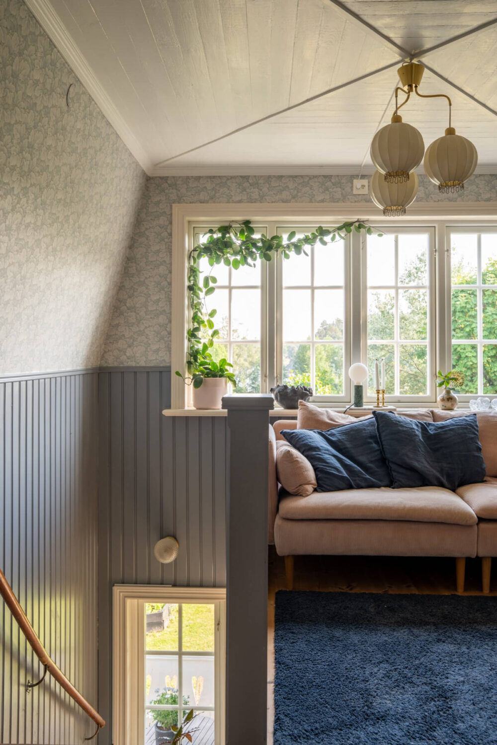 A Charming Historic Country House North of Stockholm 31 first floor landing sitting area