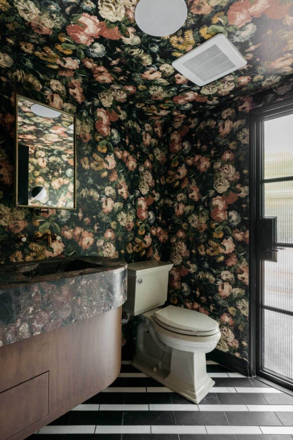 Moody, not Gloomy! Beautiful Dark Small Bathrooms 30 floral-wallpaper-powder-room-black-white-floor-tiles-nordroom