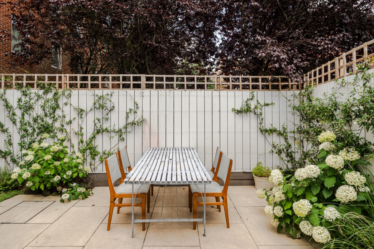 Color, Pattern, and Texture in a Renovated London Townhouse 26 garden table