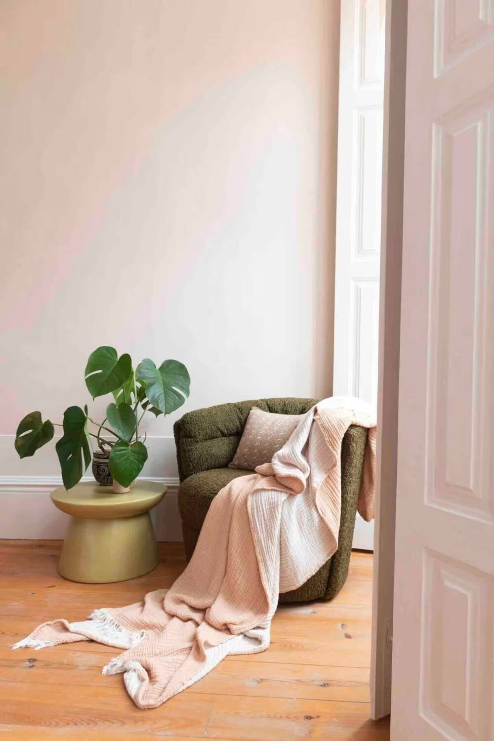 A Colorful Airbnb Apartment in Portugal 12 green accent chair