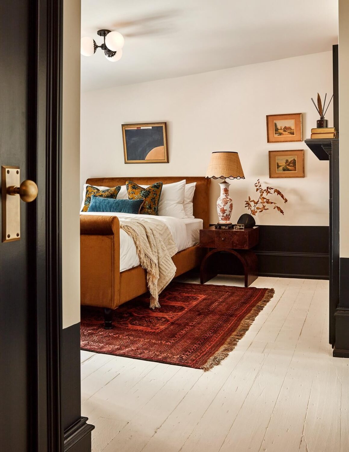 Guild House: A Unique Boutique Hotel in Philadelphia 33 GUILD-HOUSE-ABIGAIL-ROOM-NORDROOM