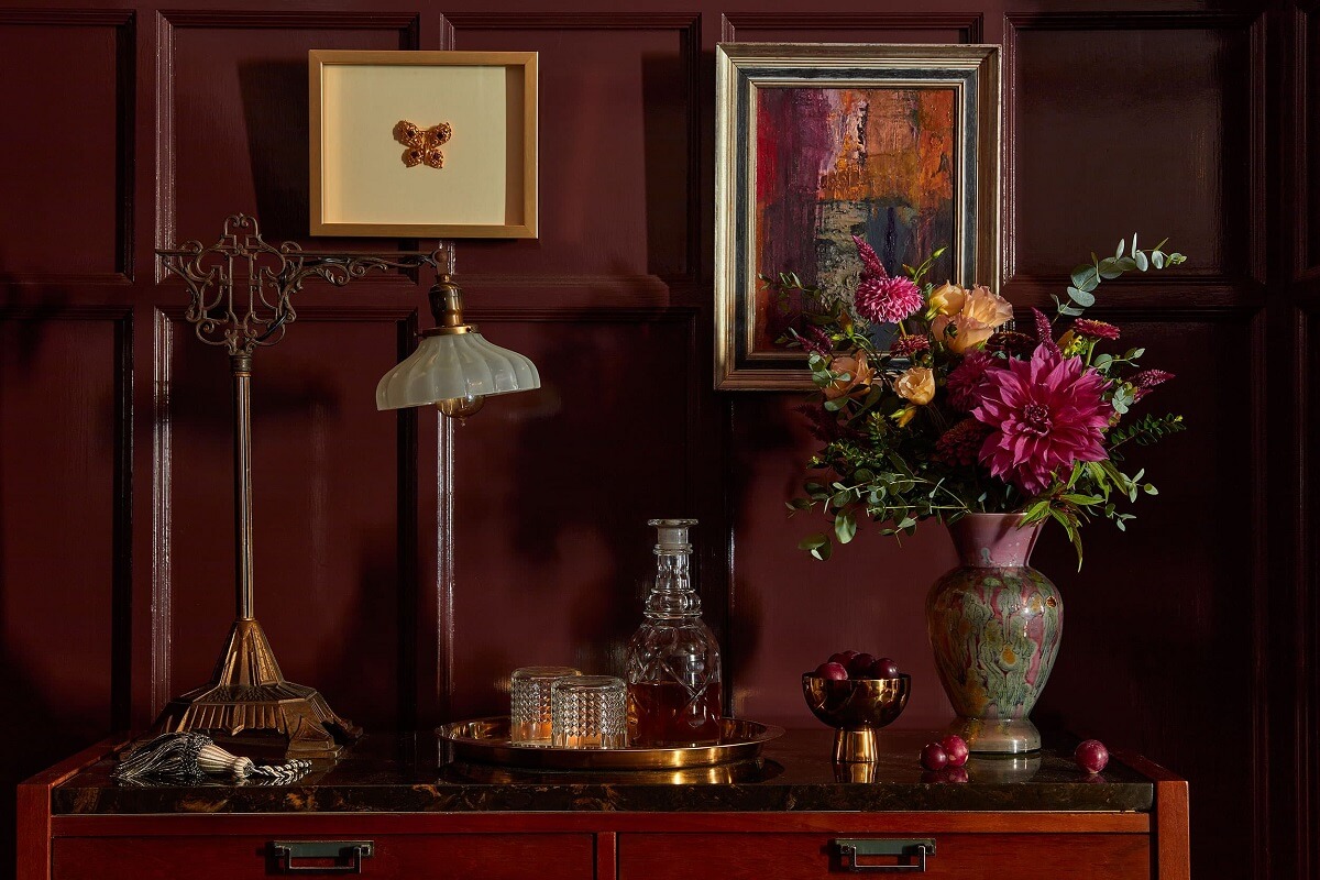 Guild House: A Unique Boutique Hotel in Philadelphia 23 GUILD-HOUSE-RUBY-ROOM-DETAIL-NORDROOM