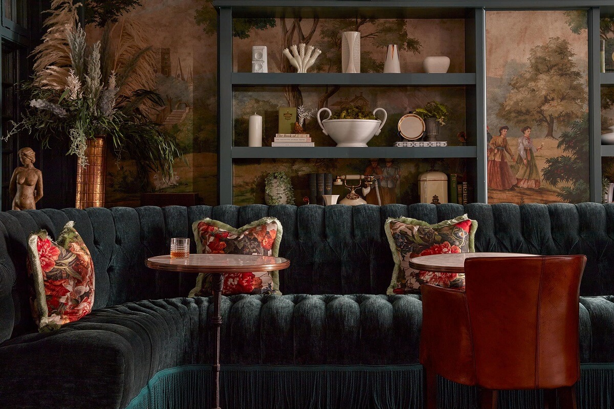 Guild House: A Unique Boutique Hotel in Philadelphia 3 GUILD-HOUSE_LIBRARY-LOUNGE-green-velvet-bench-nordroom