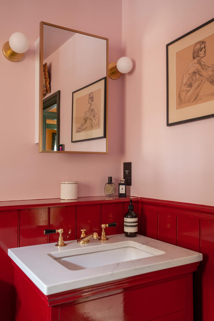 40+ Colorful Bathrooms That Will Spruce Up Your Home 29 hot-pink-wooden-panels-nordroom
