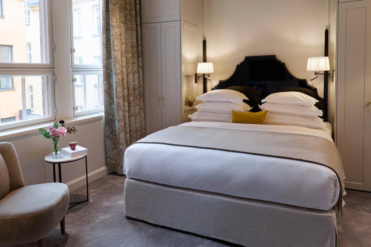 The Best Design Hotels in Stockholm 6 hotel-room-villa-dagmar-design-hotels-stockholm-nordroom