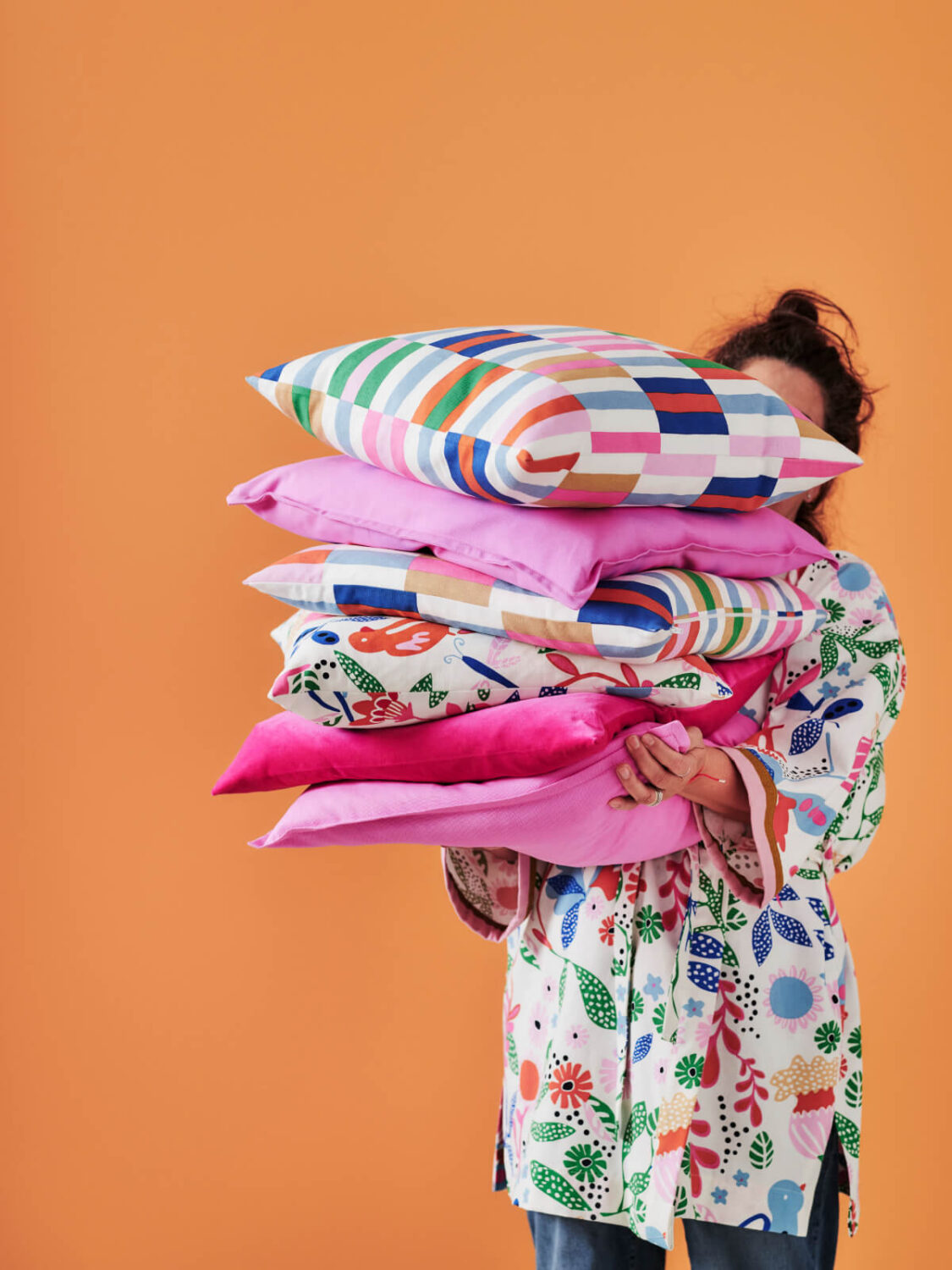 New IKEA Collection April 2025: Colorful Designs and Patterns 22 IKEA_KLIBBKORSOR_kuddfodral_PH202891