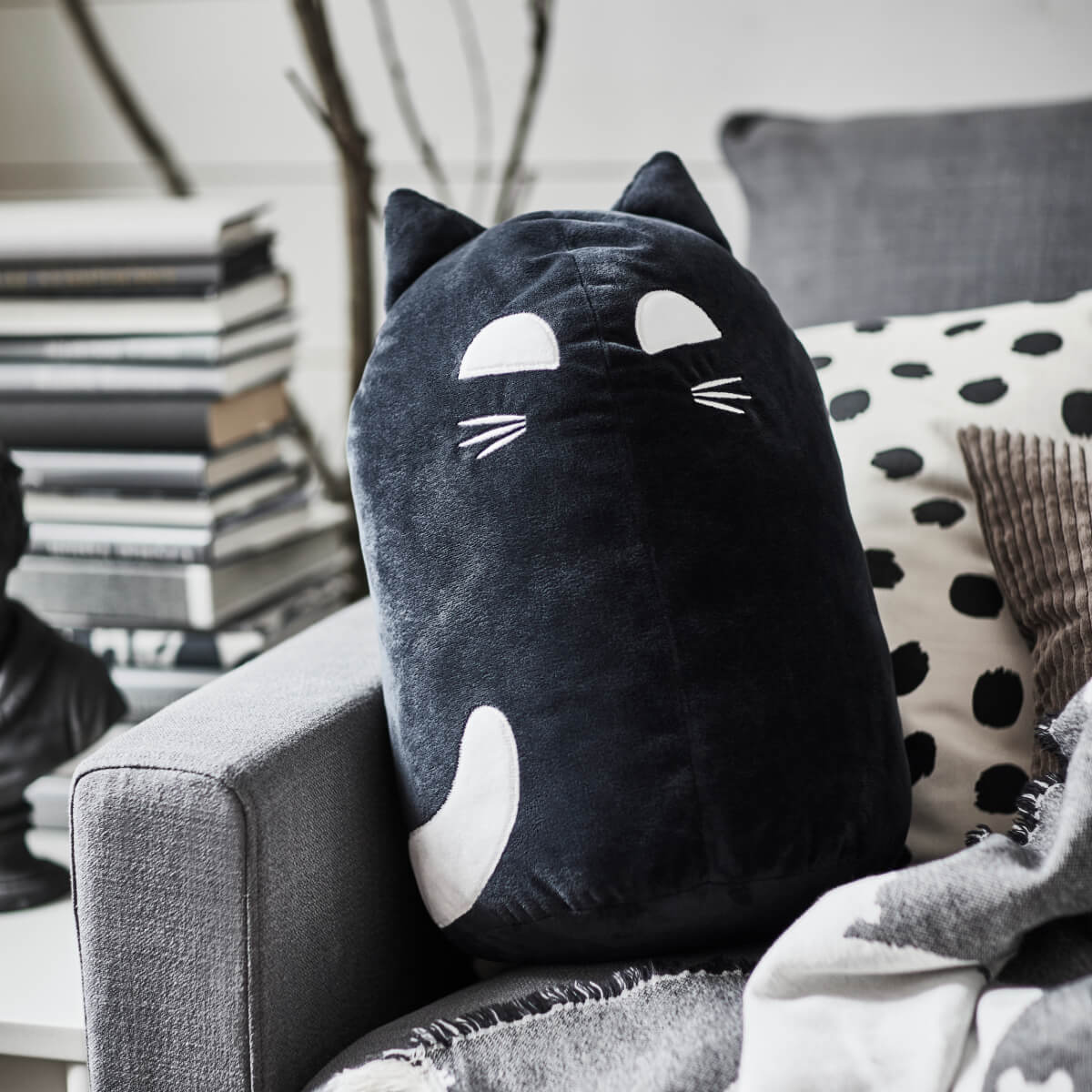 IKEA_KUSTFYR_cushion