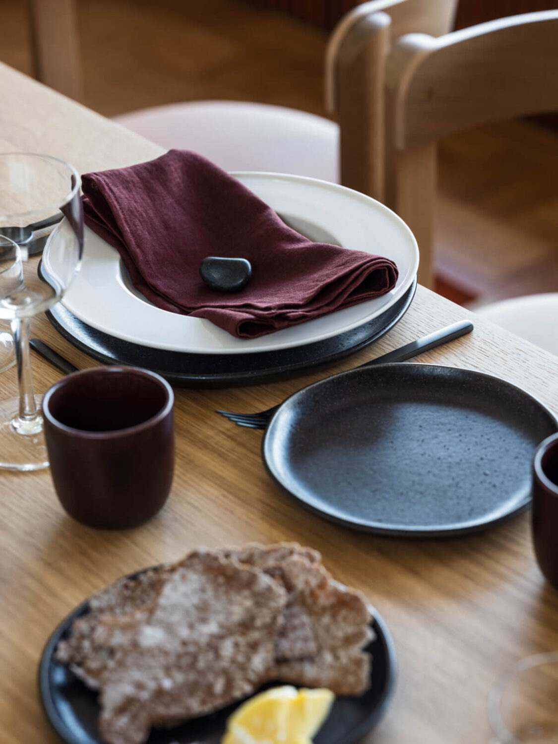 IKEA STOCKHOLM 2025 Collection: Classic Designs Made Of Natural Materials 50 IKEA_STOCKHOLM_assiett_PH202337