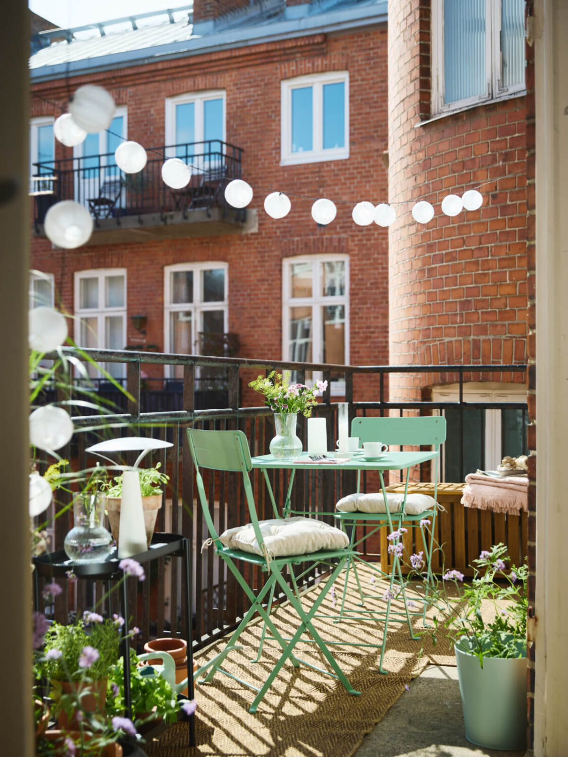 IKEA SUNDSO PH202062 New IKEA Balcony and Garden Inspiration for Summer 2025