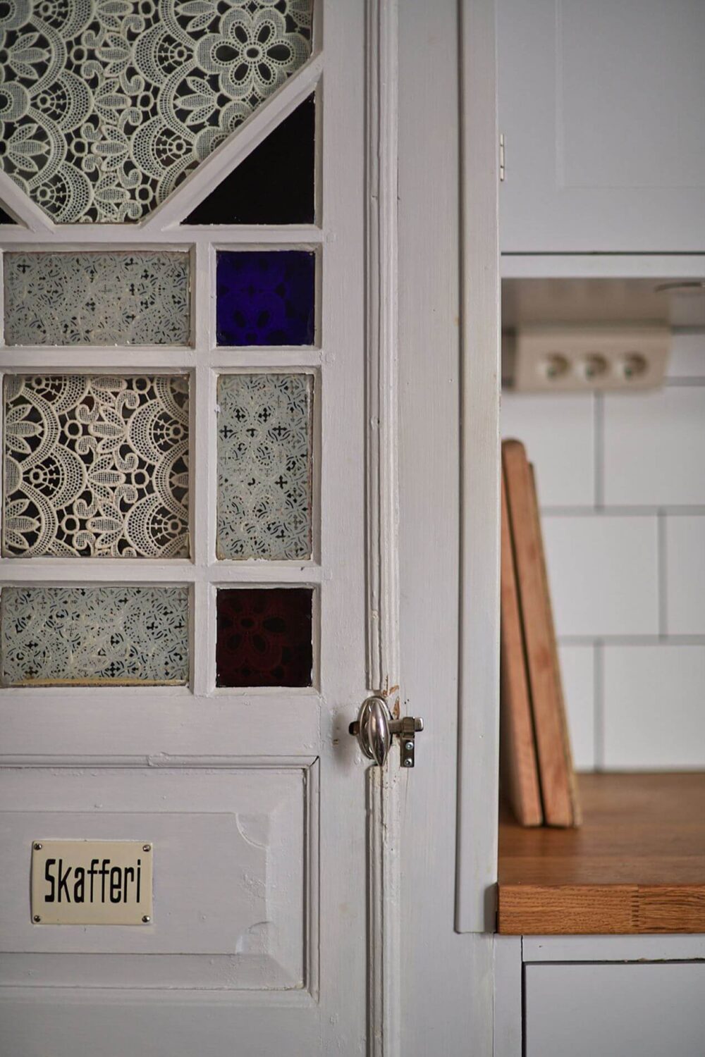 kitchen-door-detail