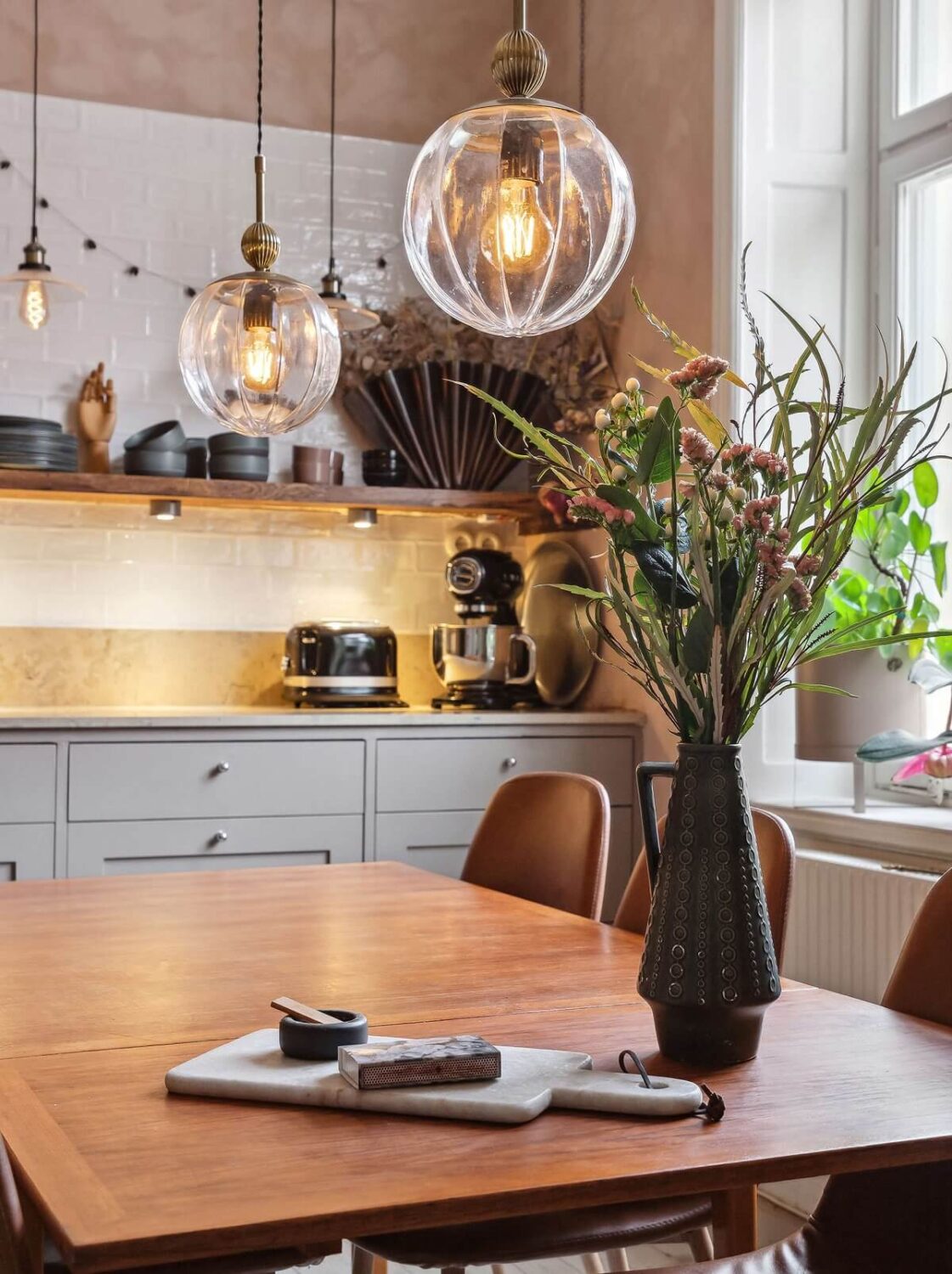 A Swedish Apartment with a Lovely Kitchen 3 kitchen-table