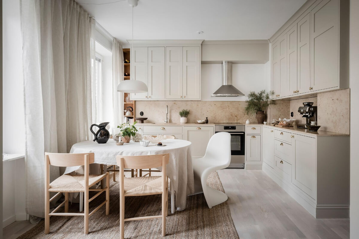 light colored classic kitchen brass fittings