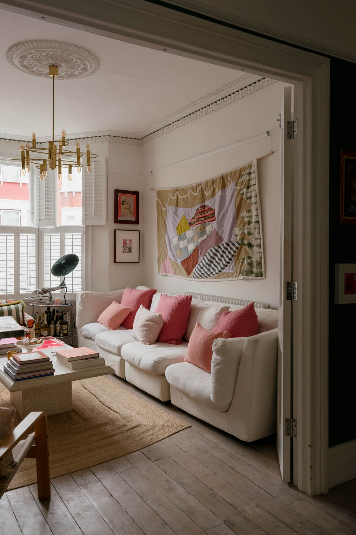 living room bay window wooden floor jute rug