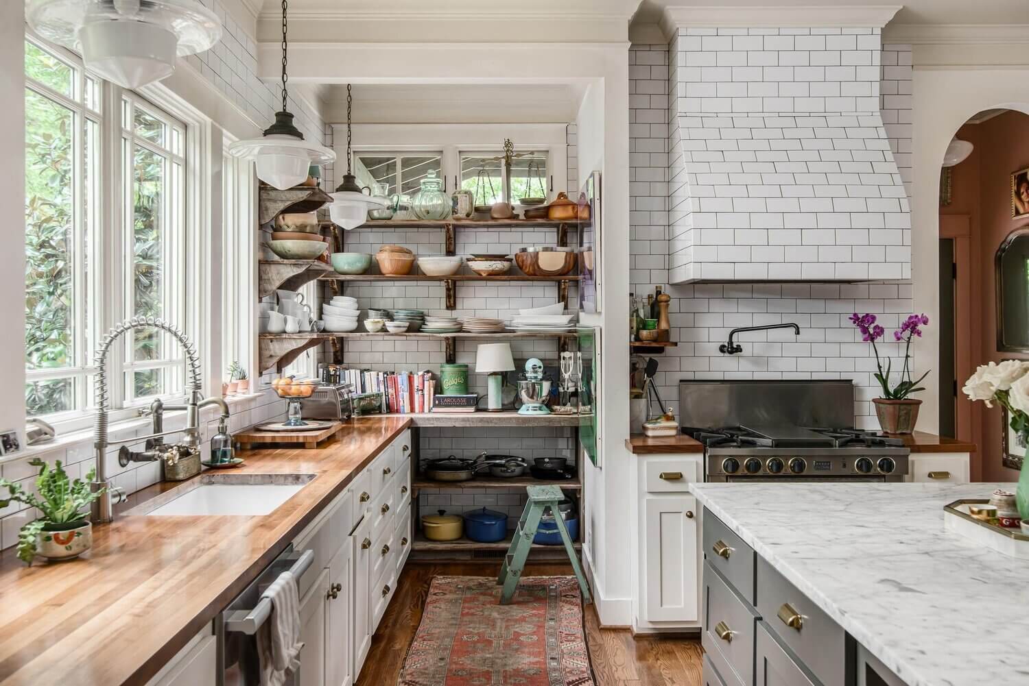 Louisa Pierce's Vintage Eclectic Nashville Home 12 louisa pierce vintage eclectic nashville home for sale nordroom12 Louisa Pierce's Vintage Eclectic Nashville Home