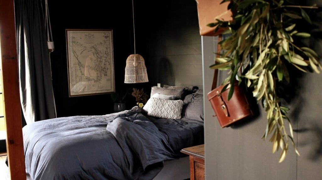 20 Stylish and Peaceful Holiday Cottages in Tasmania 62 milkmans-shack-stylish-holiday-cottages-tasmania-nordroom