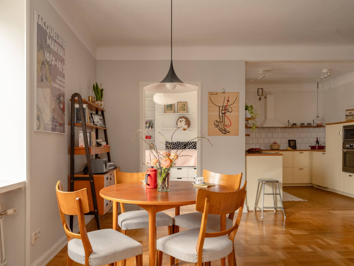 A Light Corner Apartment with a Pale Yellow Kitchen 14 open plan living space