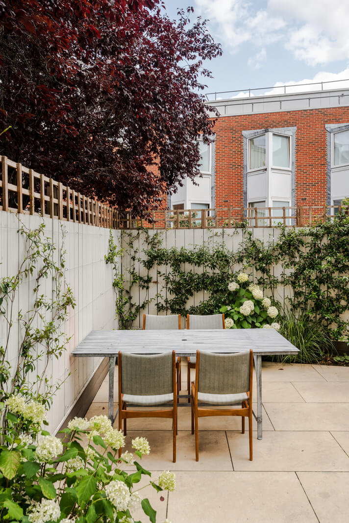 Color, Pattern, and Texture in a Renovated London Townhouse 25 paved garden Color, Pattern, and Texture in a Renovated London Townhouse