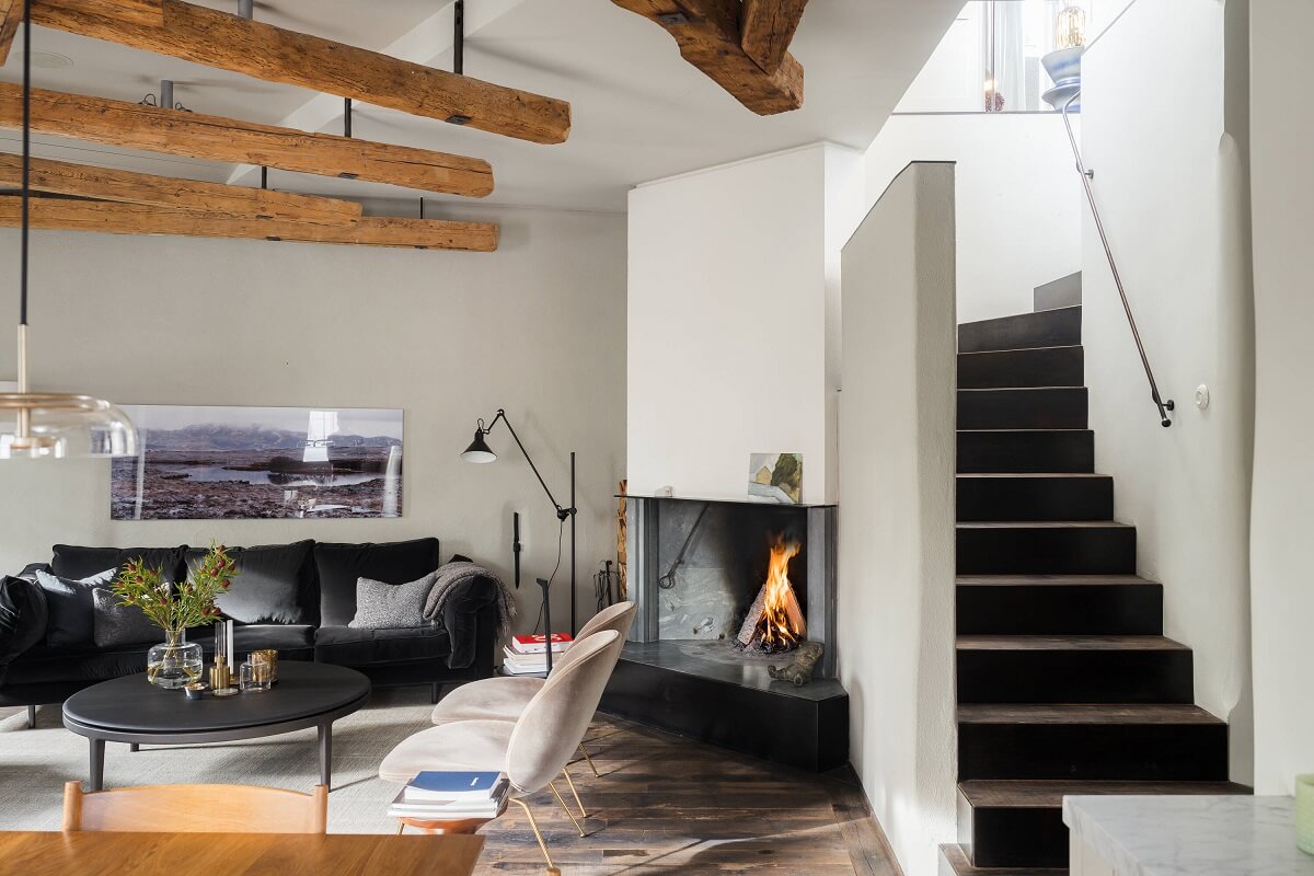 A Stylish Penthouse Apartment with Exposed Beams 4 penthouse living room wooden beams