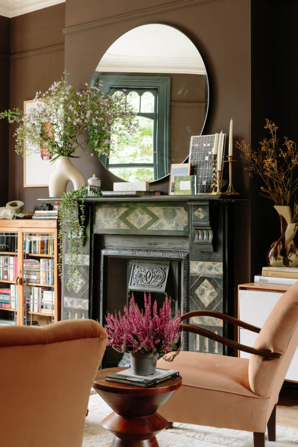 The Color Trends for 2025: Warm, Natural Shades and a Cheerful Accent 86 period living room with fireplace round mirror and brow walls color trends 2025 nordroom