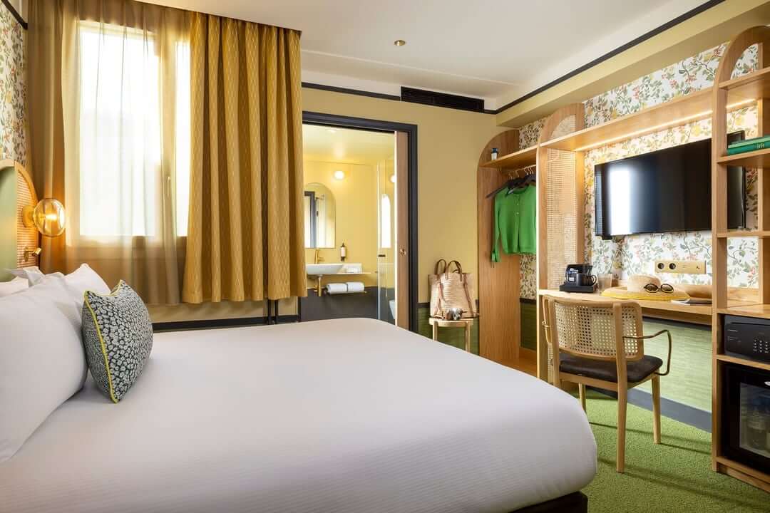 Top Boutique & Design Hotels in the Latin Quarter of Paris 14 queen room hotel jardin de cluny nordroom Top Boutique & Design Hotels in the Latin Quarter of Paris