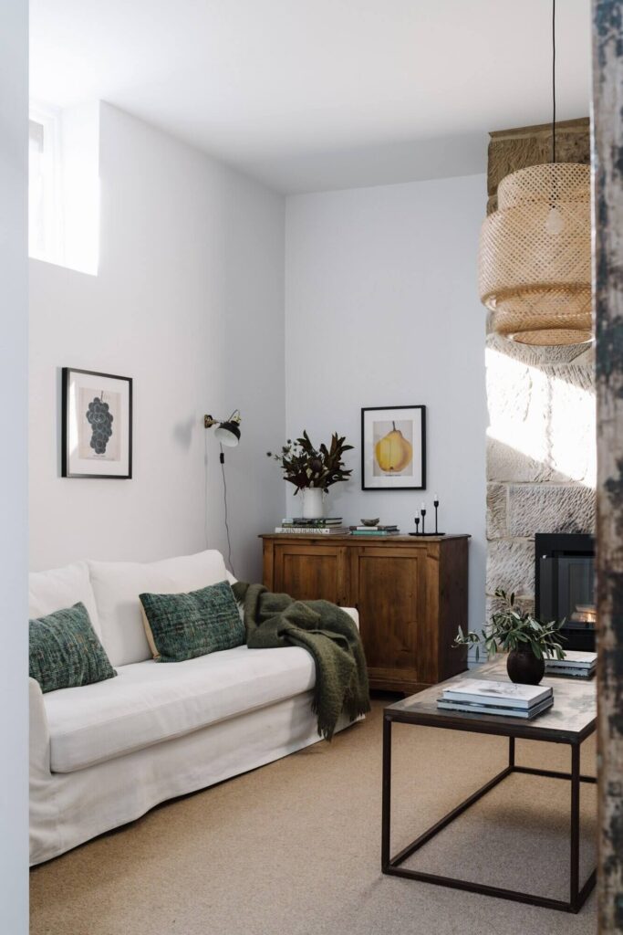 20 Stylish and Peaceful Holiday Cottages in Tasmania 52 raffah-house-stylish-holiday-cottages-tasmania-nordroom