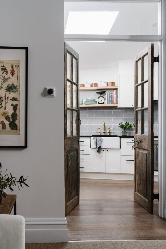 20 Stylish and Peaceful Holiday Cottages in Tasmania 53 raffah house stylish holiday cottages tasmania nordroom 20 Stylish and Peaceful Holiday Cottages in Tasmania