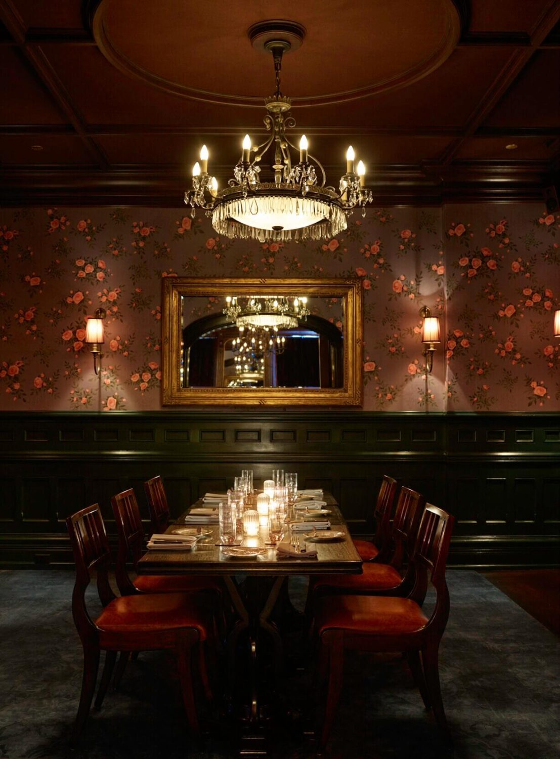 The Maker Hotel in Hudson, New York 24 saloon-the-maker-hotel-new-york-nordroom