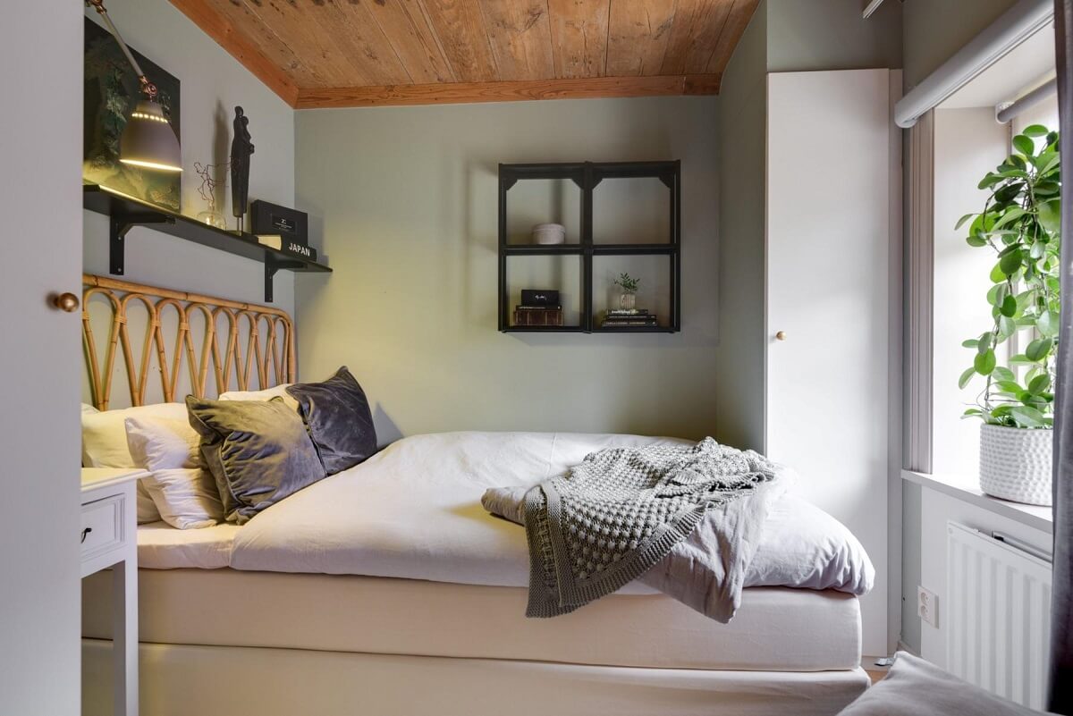 small light gray bedroom wooden ceiling