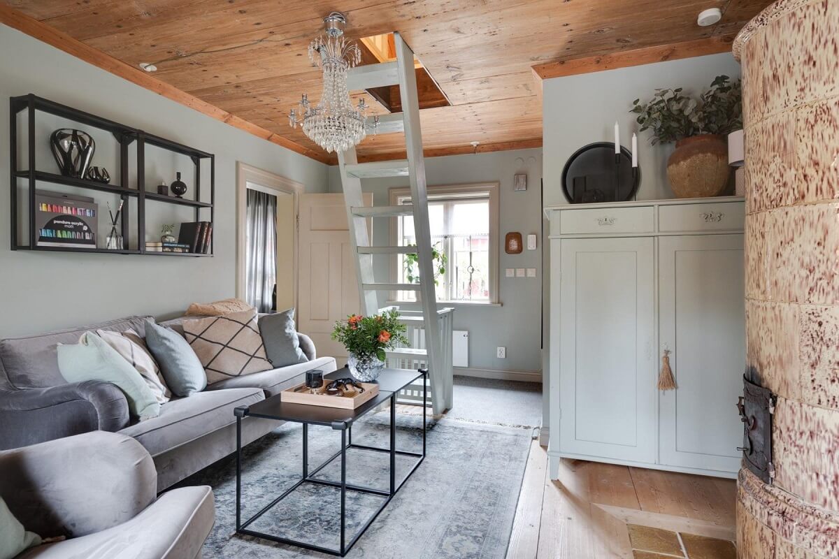 small living room wooden ceiling fireplace