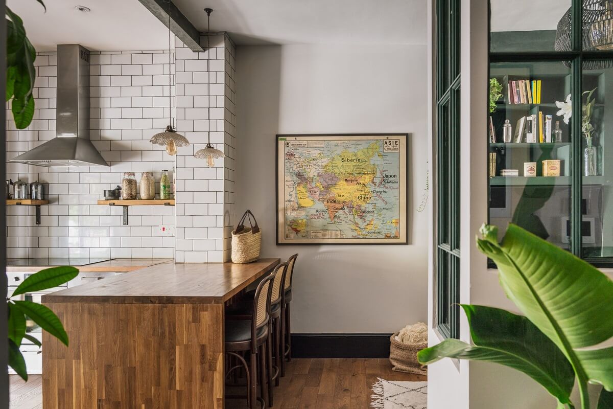 A Charming One-Bedroom Apartment with a Courtyard Terrace 6 small open plan living space with kitchen bar seating