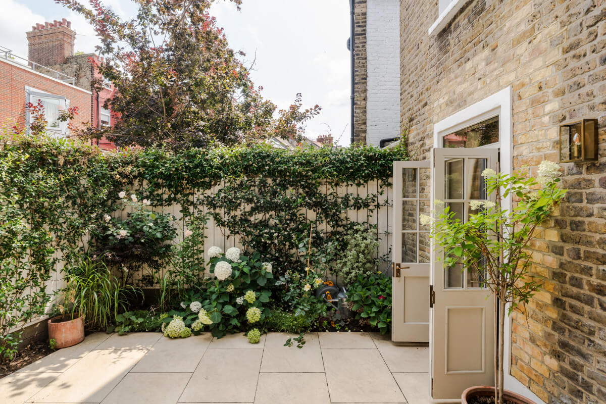 Color, Pattern, and Texture in a Renovated London Townhouse 27 small paved garden