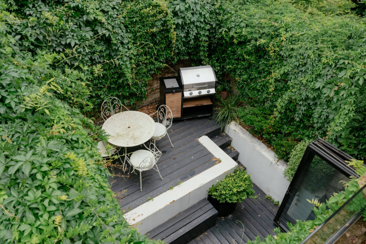 A Renovated Victorian Townhouse with a Small Split-Level Garden 17 small split-level garden