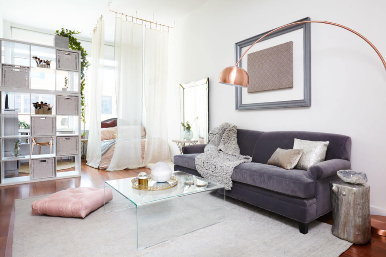 52 Studio Apartments with a Curtain Room Divider 48 studio-apartment-layout-idea-nordroom